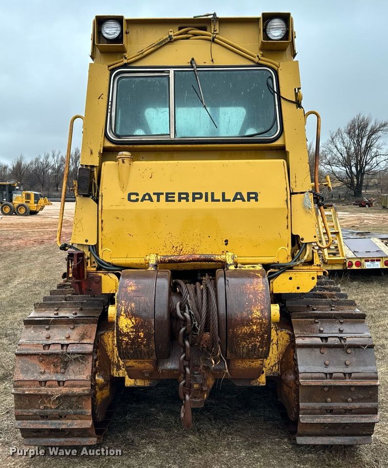 image for item DK6770 1981 Caterpillar D6D dozer