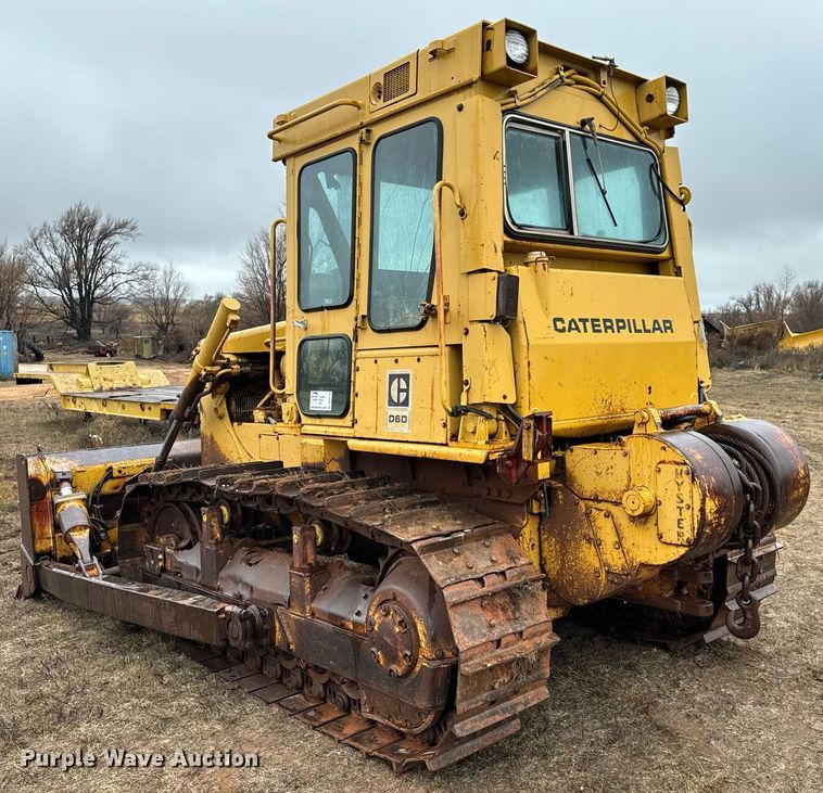 image for item DK6770 1981 Caterpillar D6D dozer