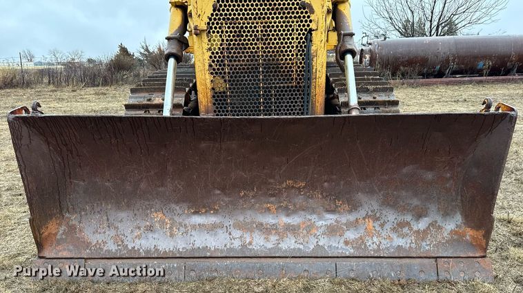 image for item DK6770 1981 Caterpillar D6D dozer