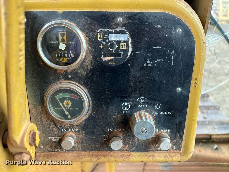 image for item DK6770 1981 Caterpillar D6D dozer