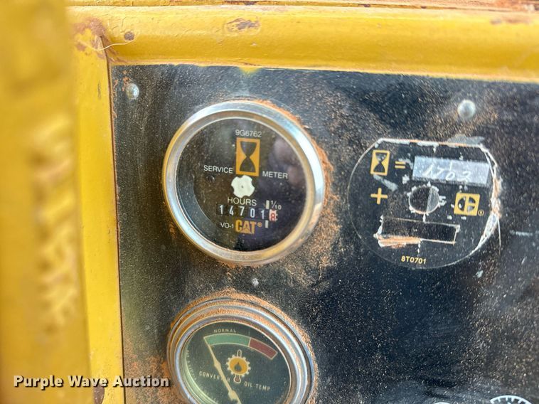 image for item DK6770 1981 Caterpillar D6D dozer