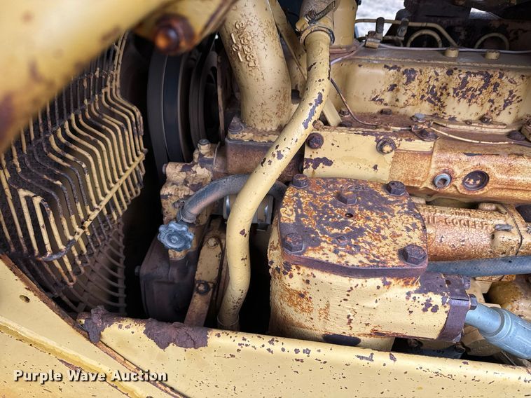 image for item DK6770 1981 Caterpillar D6D dozer