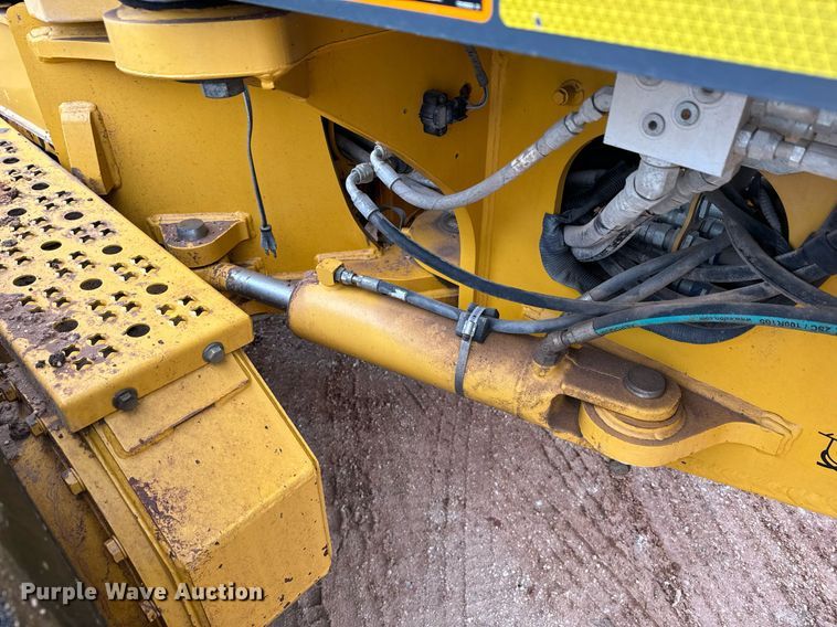 image for item DK6771 2011 John Deere 772G motor grader