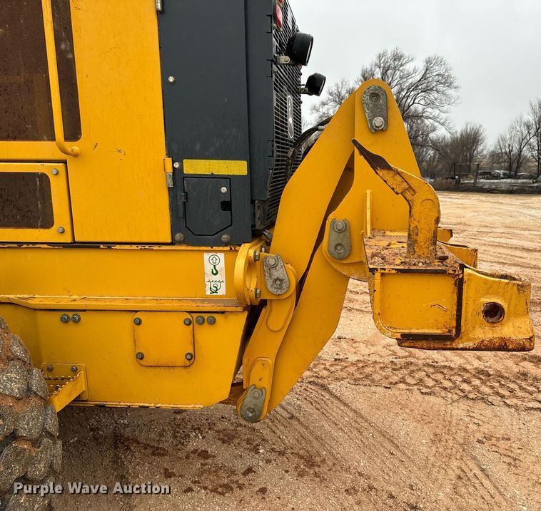 image for item DK6771 2011 John Deere 772G motor grader