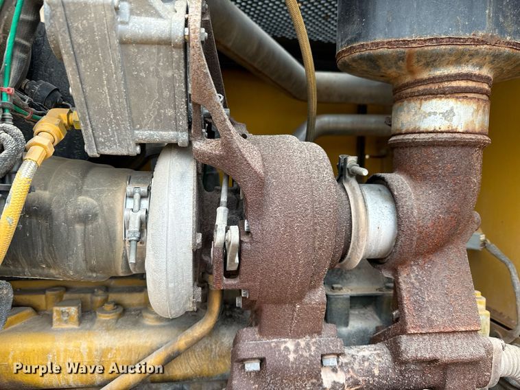 image for item DK6771 2011 John Deere 772G motor grader