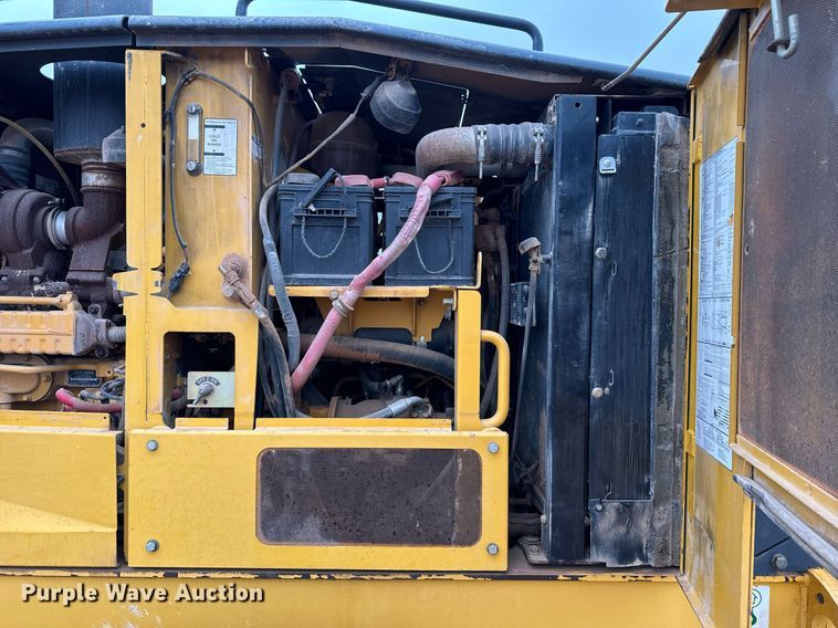 image for item DK6771 2011 John Deere 772G motor grader