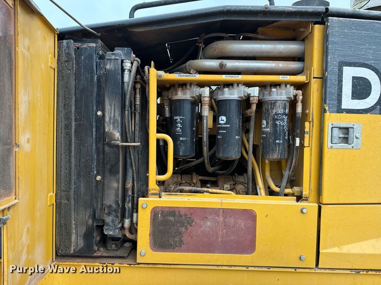 image for item DK6771 2011 John Deere 772G motor grader