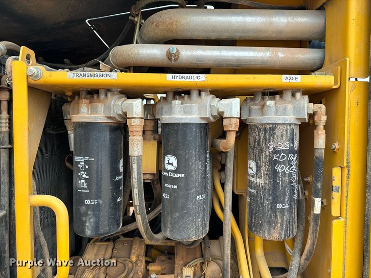 image for item DK6771 2011 John Deere 772G motor grader