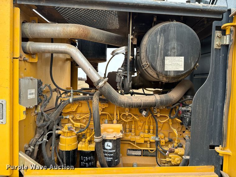 image for item DK6771 2011 John Deere 772G motor grader