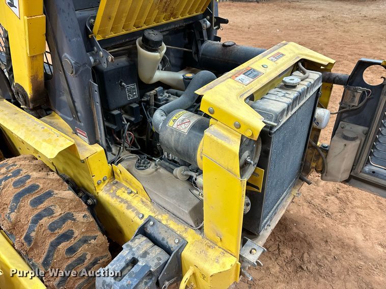 image for item DK6772 2000 New Holland LS160 skid steer loader
