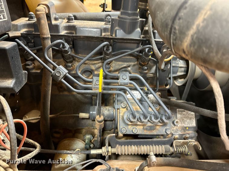 image for item DK6772 2000 New Holland LS160 skid steer loader