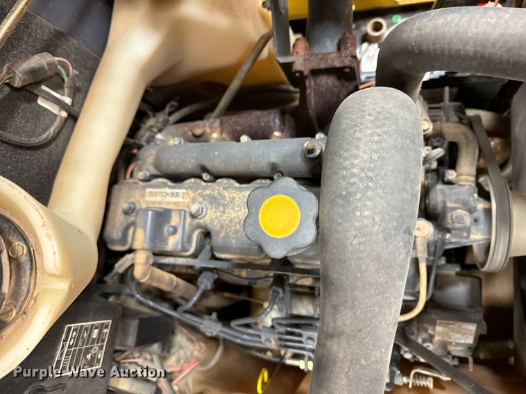 image for item DK6772 2000 New Holland LS160 skid steer loader