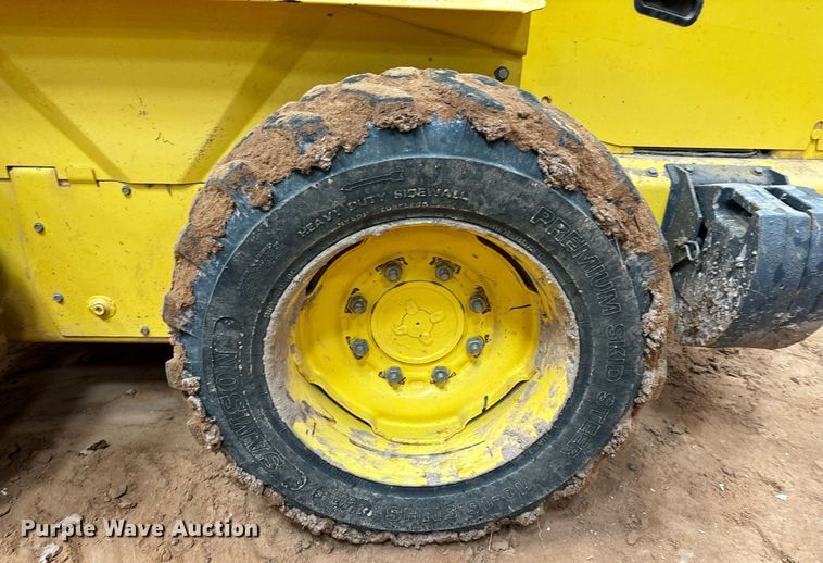 image for item DK6772 2000 New Holland LS160 skid steer loader