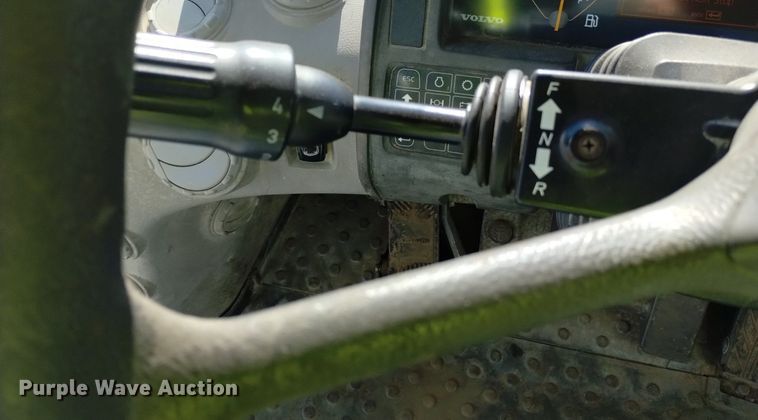 image for item DK8971 2009 Volvo  L90F   wheel loader