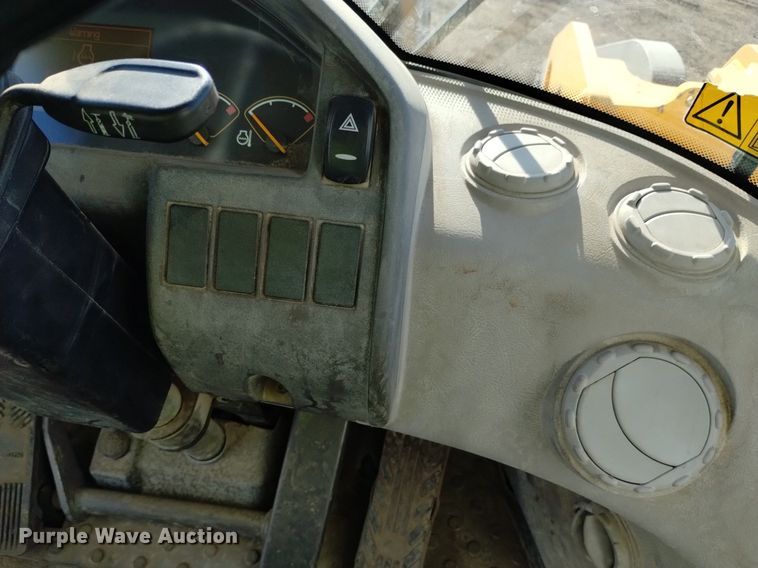 image for item DK8971 2009 Volvo  L90F   wheel loader