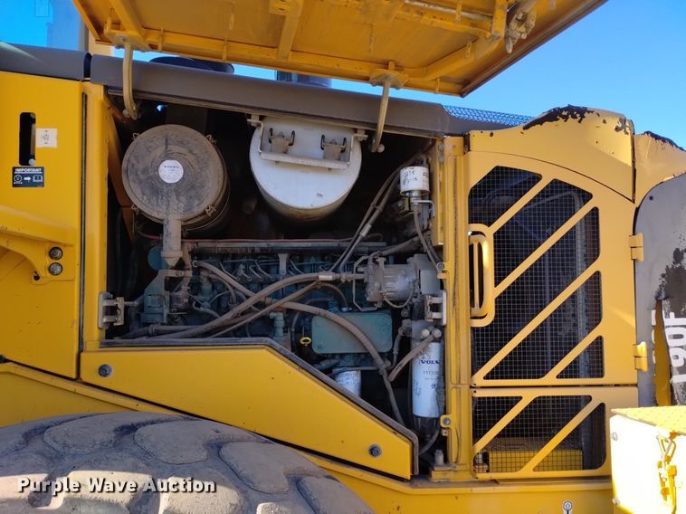 image for item DK8971 2009 Volvo  L90F   wheel loader