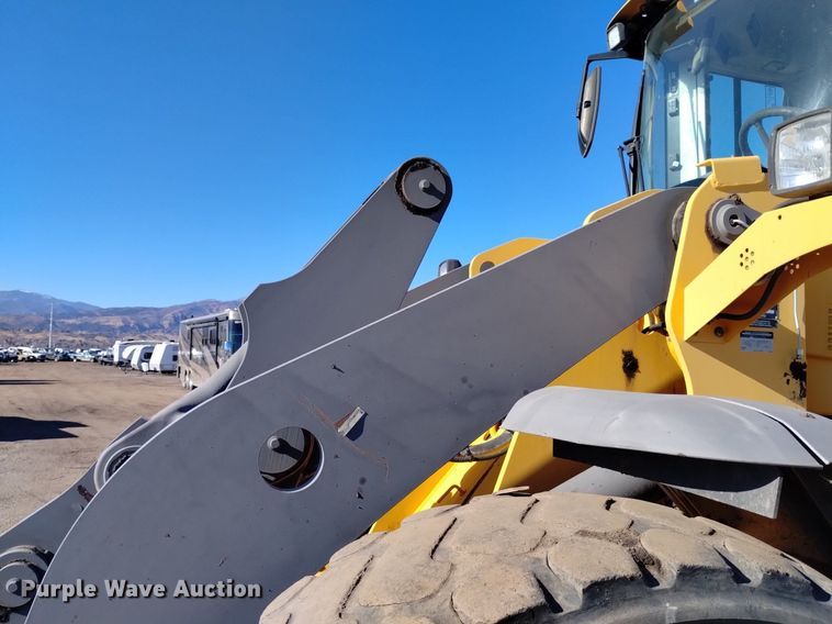 image for item DK8971 2009 Volvo  L90F   wheel loader