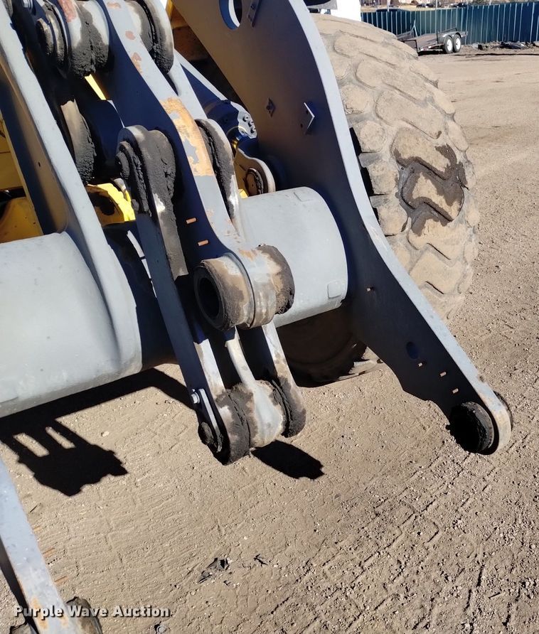 image for item DK8971 2009 Volvo  L90F   wheel loader