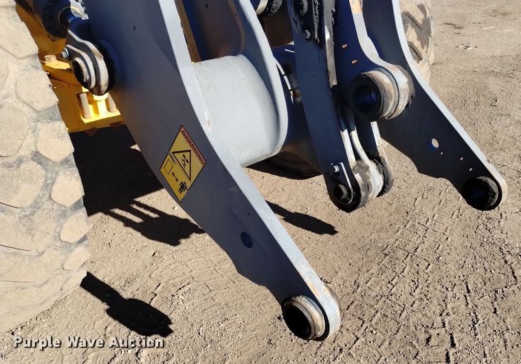 image for item DK8971 2009 Volvo  L90F   wheel loader