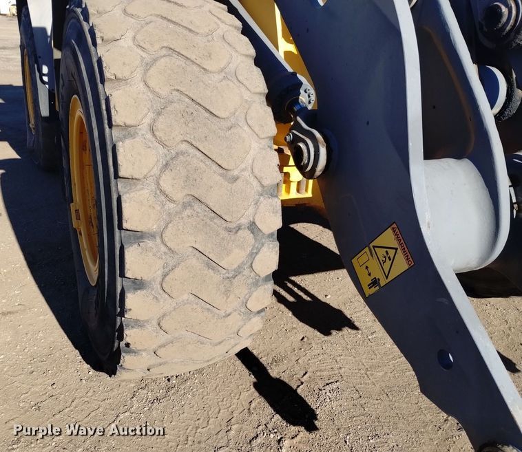 image for item DK8971 2009 Volvo  L90F   wheel loader