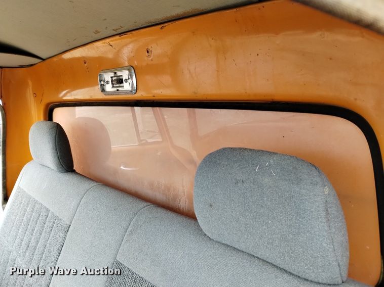 image for item DK8992 1971 International Loadstar 1700 dump truck