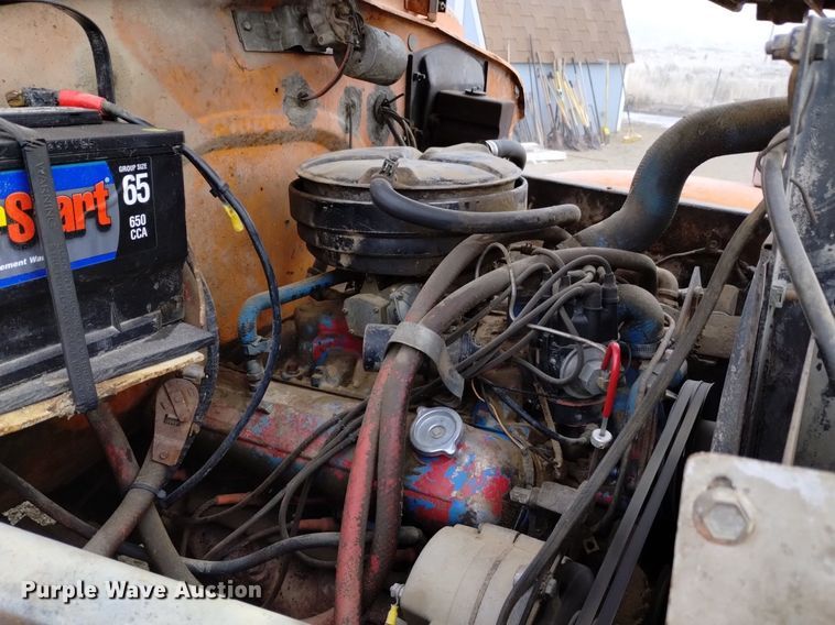 image for item DK8992 1971 International Loadstar 1700 dump truck