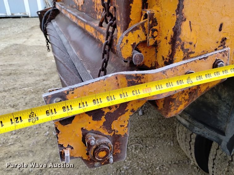 image for item DK8992 1971 International Loadstar 1700 dump truck