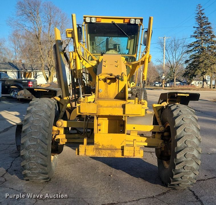 image for item DL7847 1995 Caterpillar 140H VHP motor grader