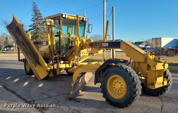 image for item DL7847 1995 Caterpillar 140H VHP motor grader