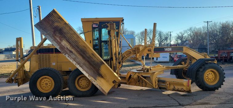 image for item DL7847 1995 Caterpillar 140H VHP motor grader