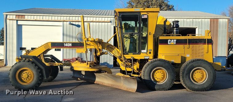 image for item DL7847 1995 Caterpillar 140H VHP motor grader