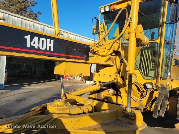 image for item DL7847 1995 Caterpillar 140H VHP motor grader
