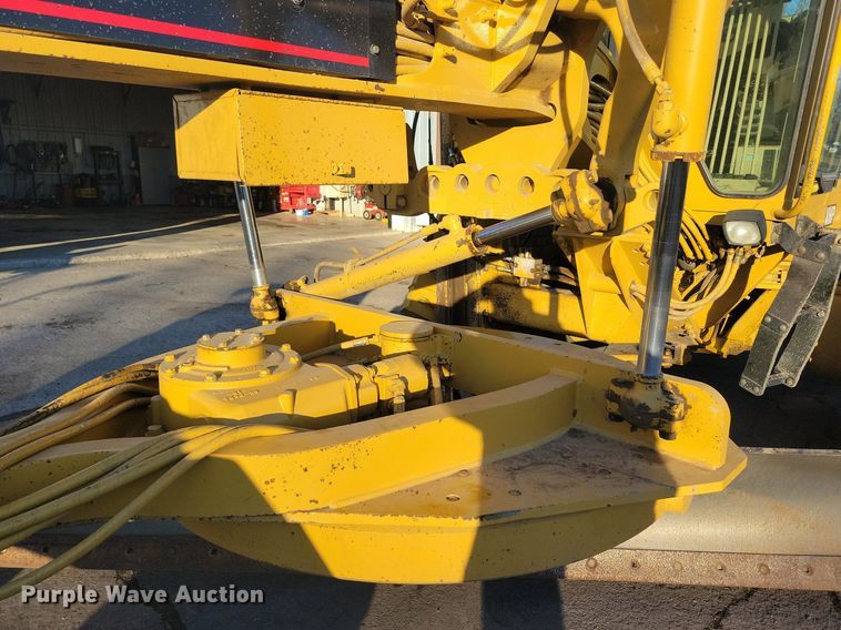 image for item DL7847 1995 Caterpillar 140H VHP motor grader