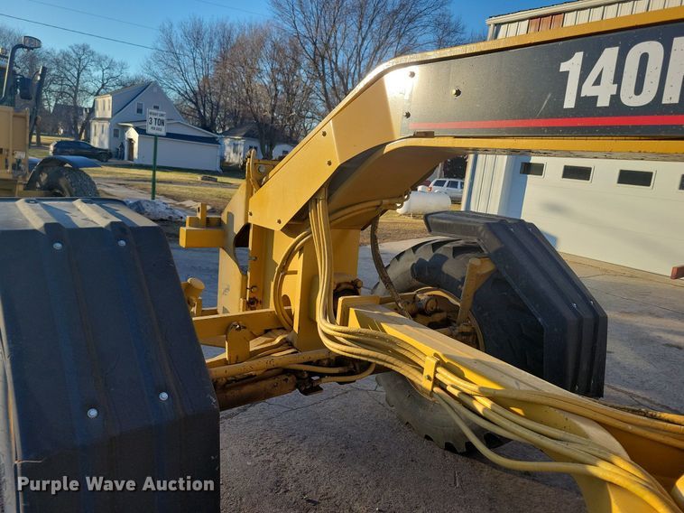 image for item DL7847 1995 Caterpillar 140H VHP motor grader