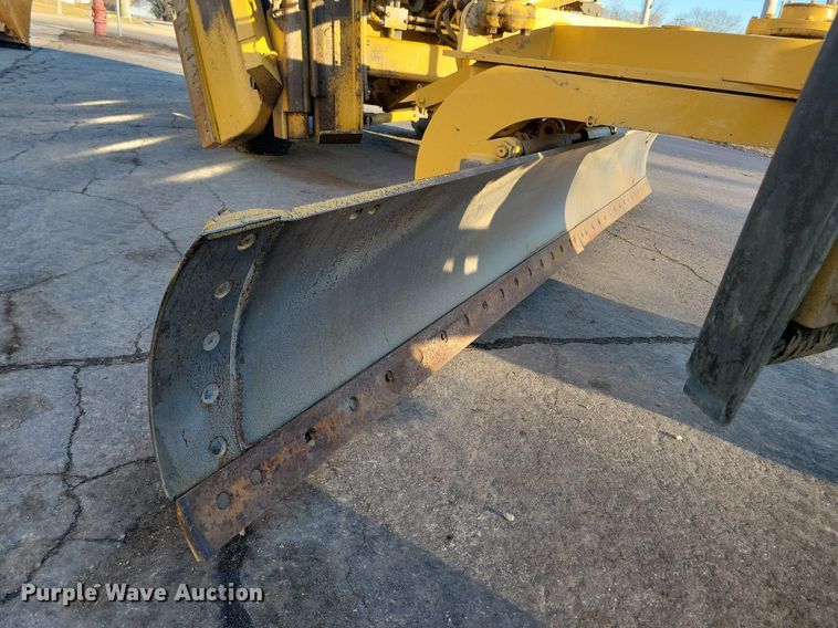 image for item DL7847 1995 Caterpillar 140H VHP motor grader