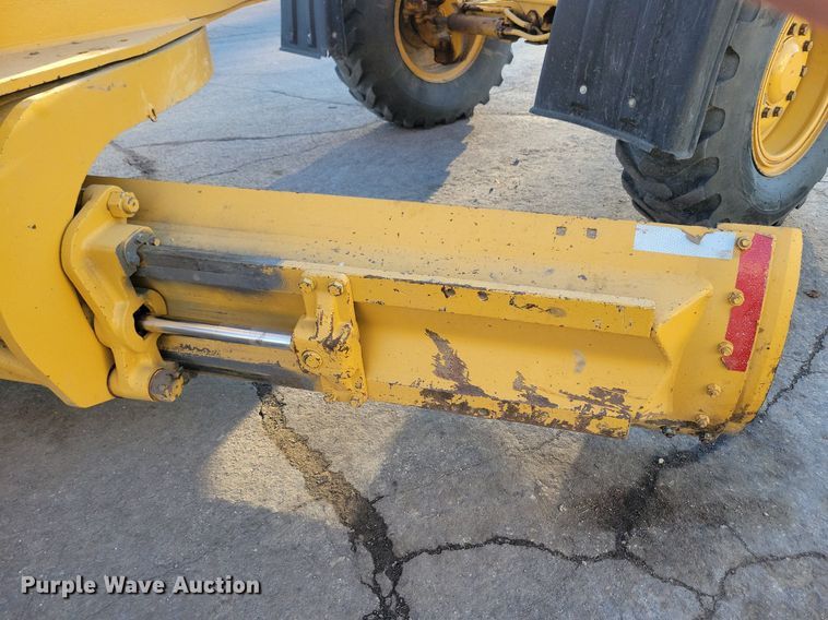 image for item DL7847 1995 Caterpillar 140H VHP motor grader