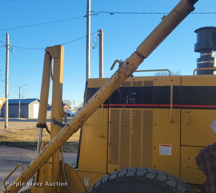 image for item DL7847 1995 Caterpillar 140H VHP motor grader