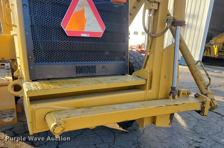 image for item DL7847 1995 Caterpillar 140H VHP motor grader