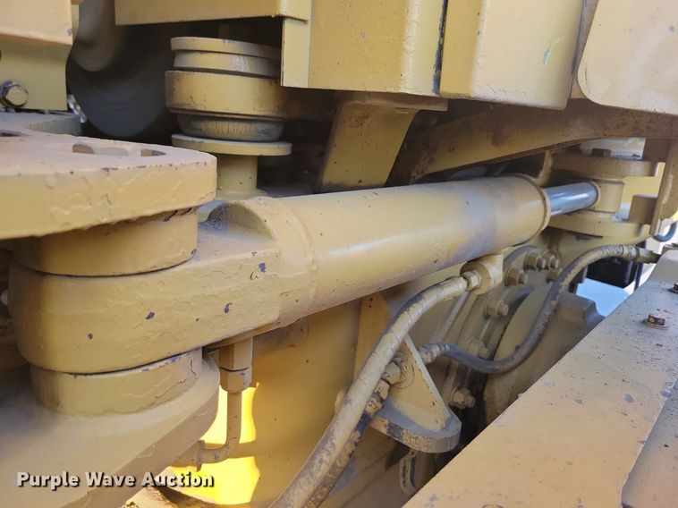 image for item DL7847 1995 Caterpillar 140H VHP motor grader