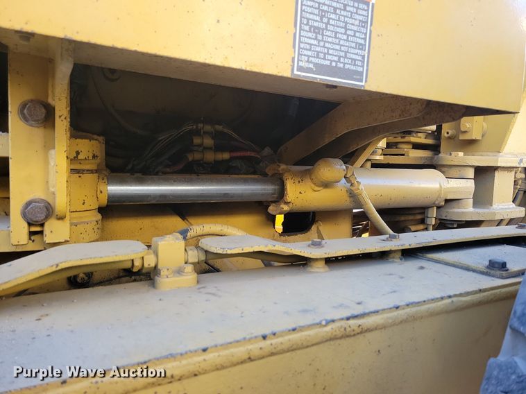 image for item DL7847 1995 Caterpillar 140H VHP motor grader