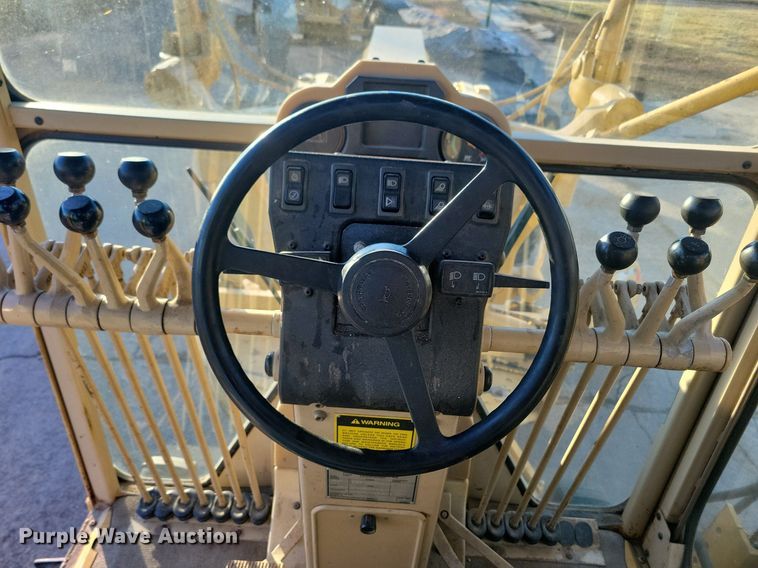 image for item DL7847 1995 Caterpillar 140H VHP motor grader