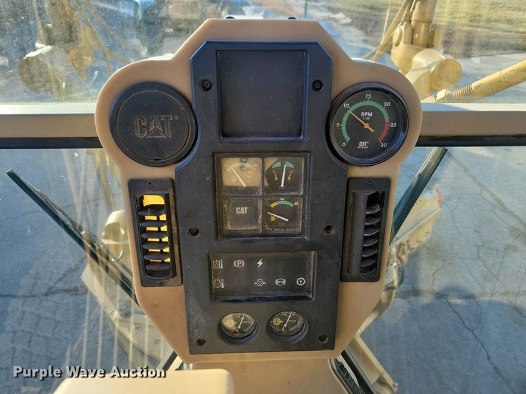 image for item DL7847 1995 Caterpillar 140H VHP motor grader