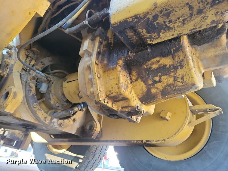 image for item DL7847 1995 Caterpillar 140H VHP motor grader