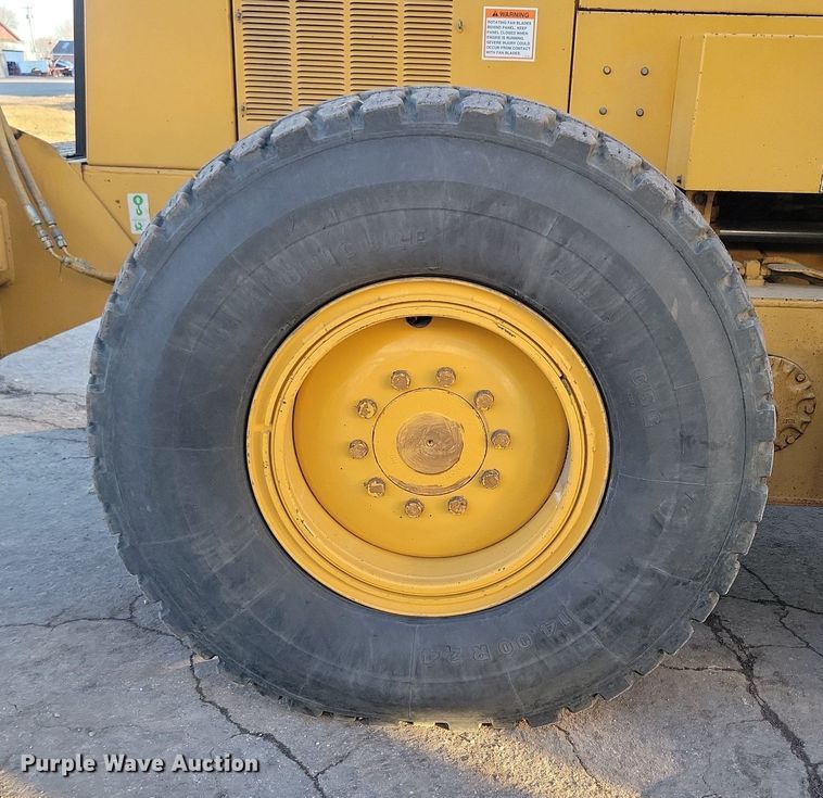 image for item DL7847 1995 Caterpillar 140H VHP motor grader