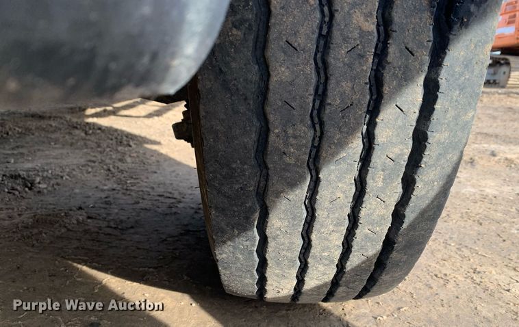 image for item DM7734 2018 Ford  F450 Super Duty XL Crew Cab utility / service truck