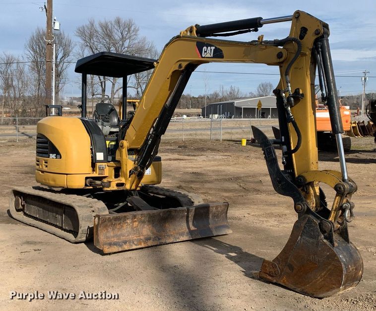 image for item DM7738 2010 Caterpillar 304C CR mini excavator