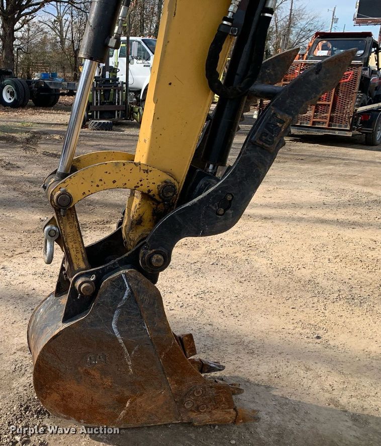 image for item DM7738 2010 Caterpillar 304C CR mini excavator