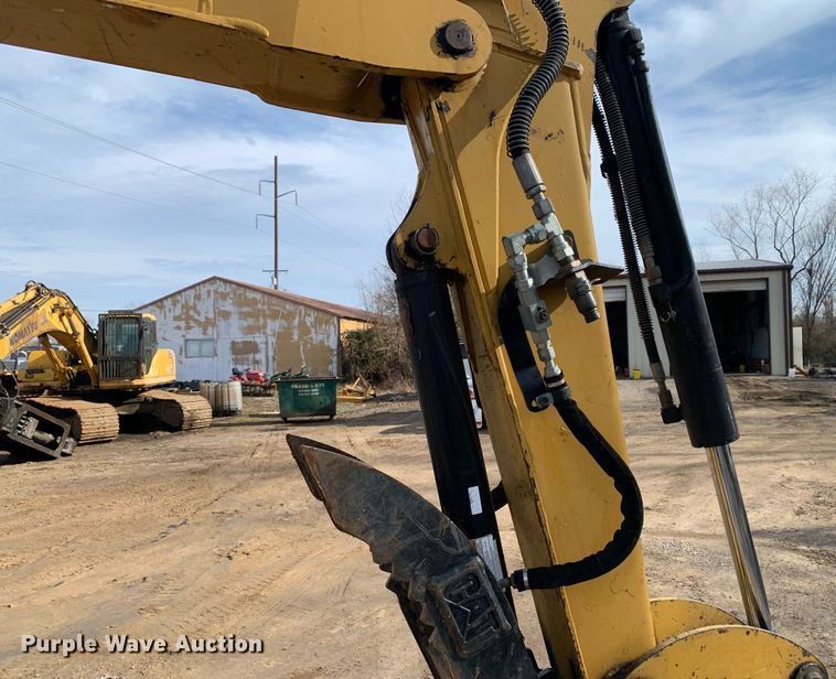 image for item DM7738 2010 Caterpillar 304C CR mini excavator