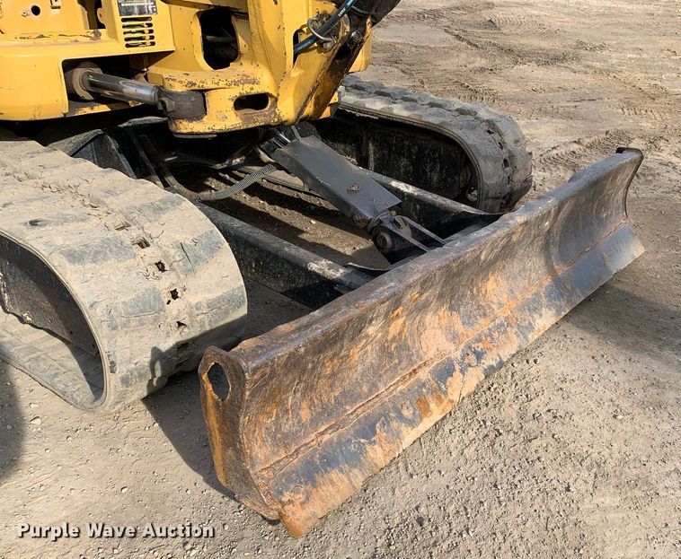 image for item DM7738 2010 Caterpillar 304C CR mini excavator