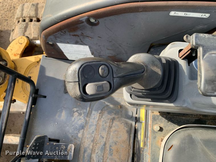 image for item DM7738 2010 Caterpillar 304C CR mini excavator